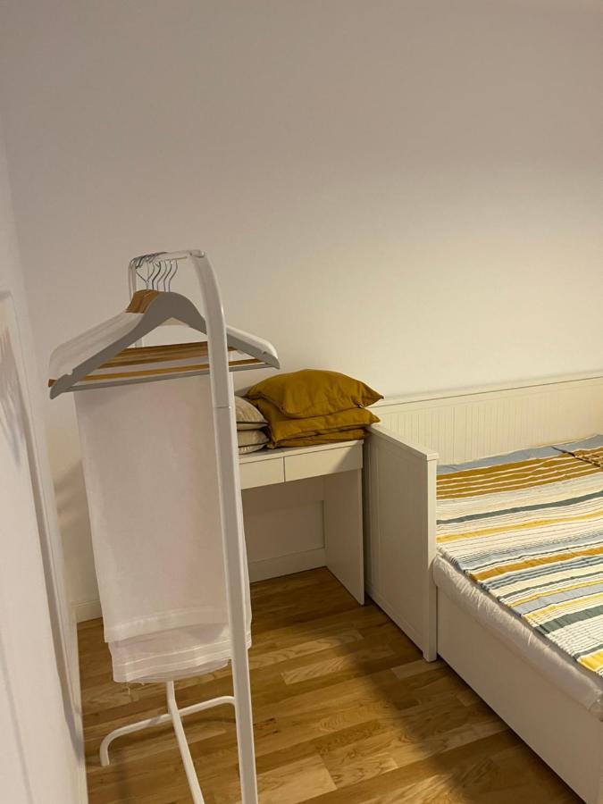 Deluxe Single Room Apartament Bragadiru Exterior foto