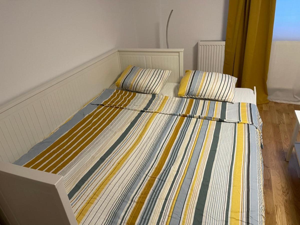 Deluxe Single Room Apartament Bragadiru Exterior foto
