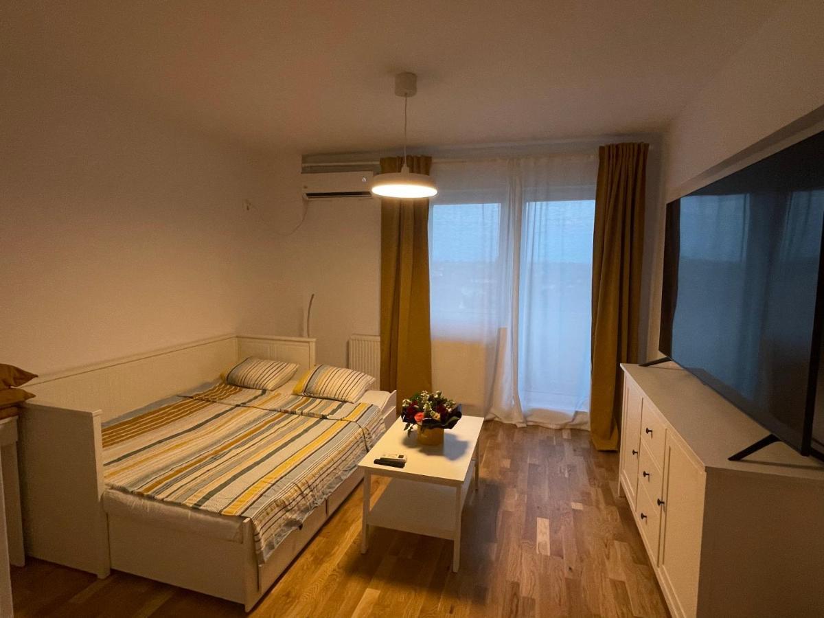 Deluxe Single Room Apartament Bragadiru Exterior foto